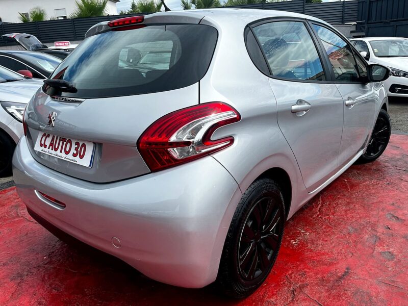 PEUGEOT 208 I 2013