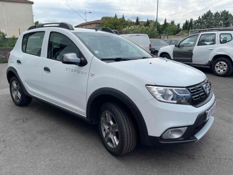 DACIA SANDERO 2018