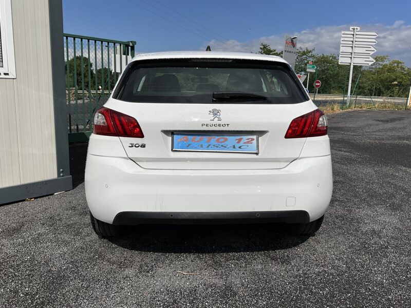 PEUGEOT 308  2017