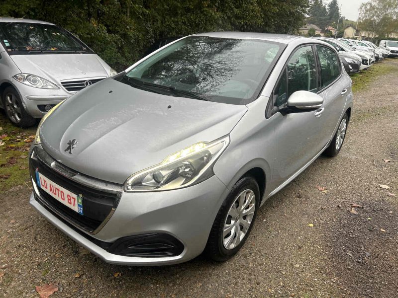 PEUGEOT 208 I 2015