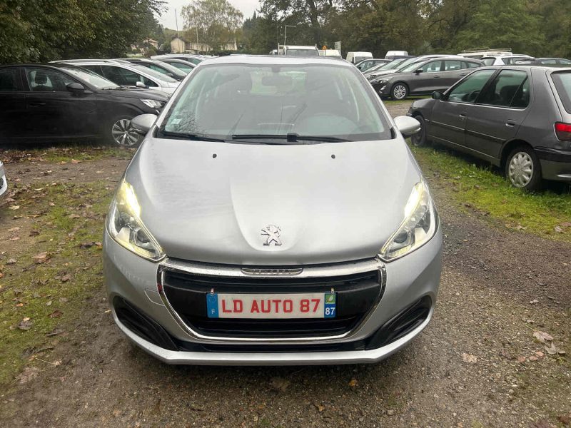 PEUGEOT 208 I 2015