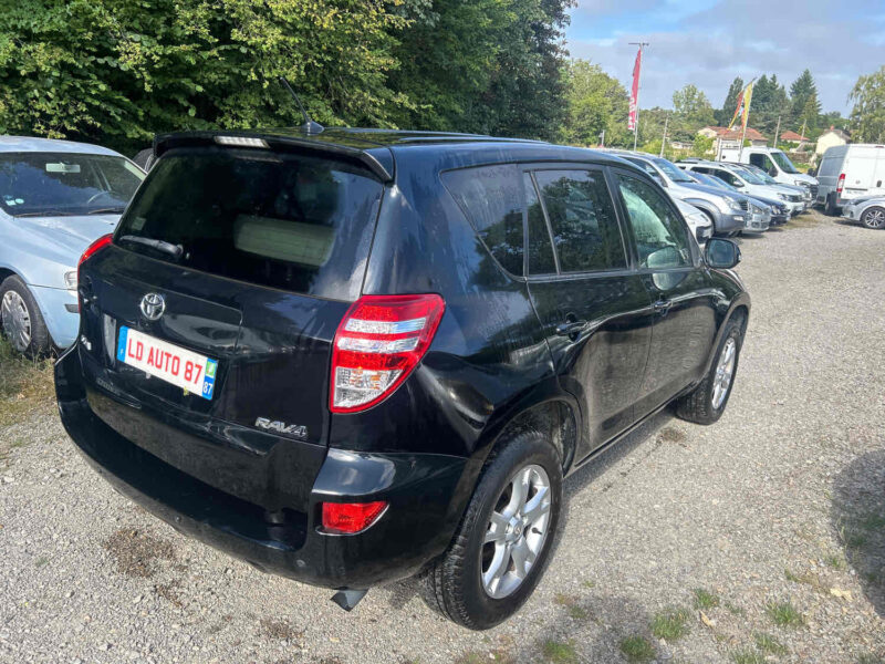 TOYOTA RAV 4 III 2009