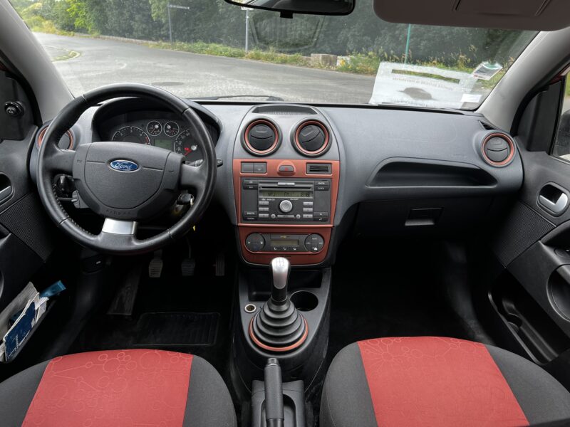 FORD FIESTA V 2007