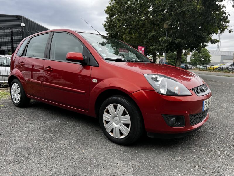 FORD FIESTA V 2007