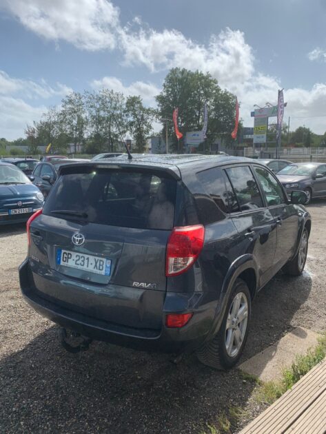 TOYOTA RAV 4 