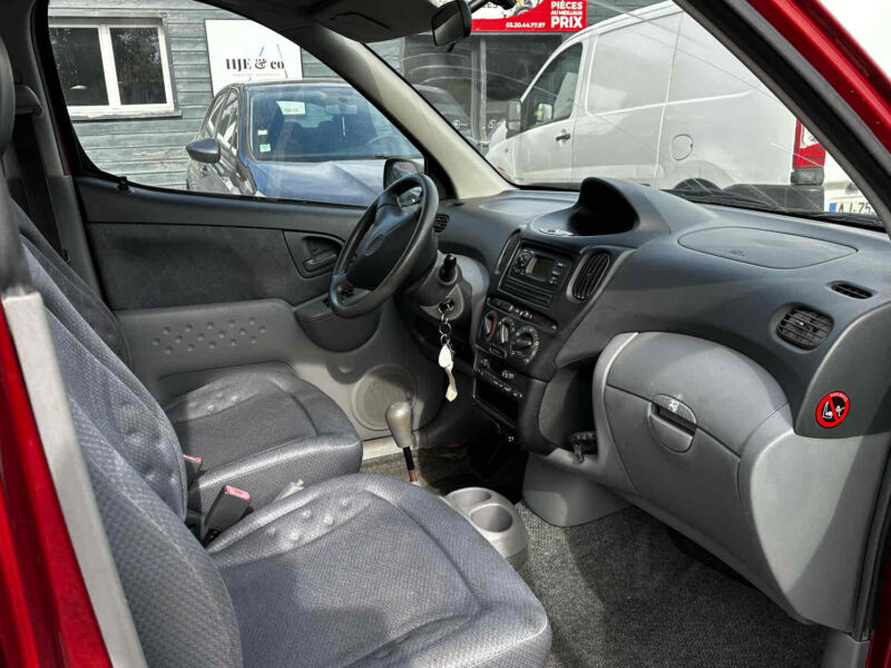 TOYOTA YARIS VERSO 2002 75 CV