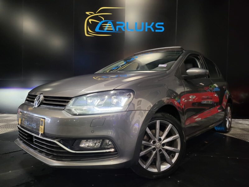 VOLKSWAGEN POLO 1.2 TSI 90cv Carat 5p // TOIT OUVRANT/SIEGES CHAUFFANTS/CAMERA DE RECUL