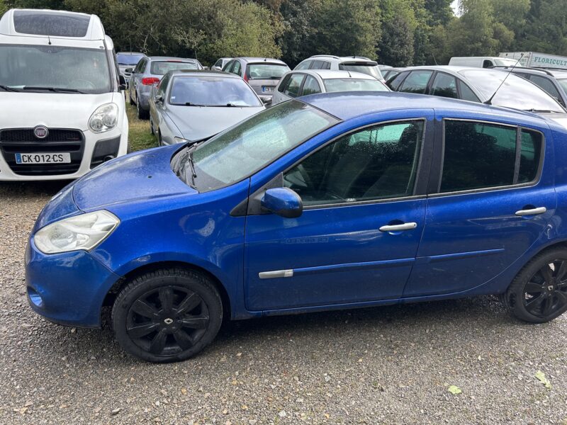 RENAULT CLIO 2009