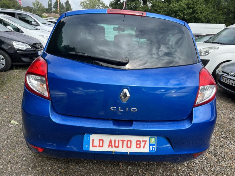 RENAULT CLIO 2009