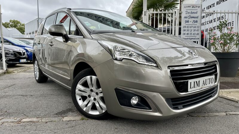 PEUGEOT 5008 2014