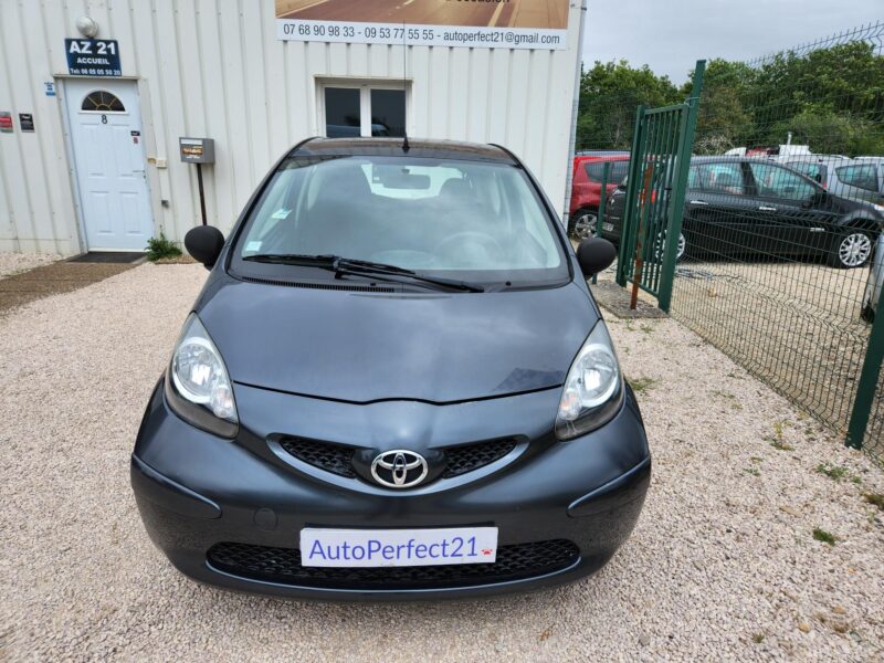 TOYOTA AYGO 2007