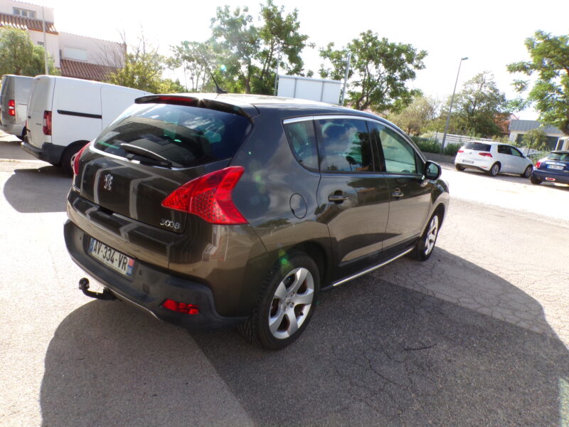 PEUGEOT 3008 Monospace 2010