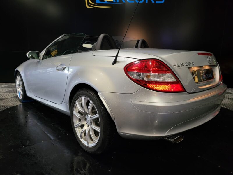 MERCEDES-BENZ SLK 280 V6 3.0i 231cv BVA 3ème Main 31000kms // CAPOTE ELECTRIQUE/GPS/CHARGEUR 6 CD/PR