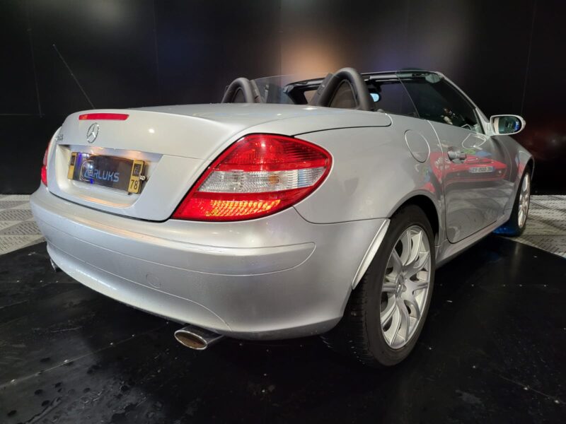 MERCEDES-BENZ SLK 280 V6 3.0i 231cv BVA 3ème Main 31000kms // CAPOTE ELECTRIQUE/GPS/CHARGEUR 6 CD/PR