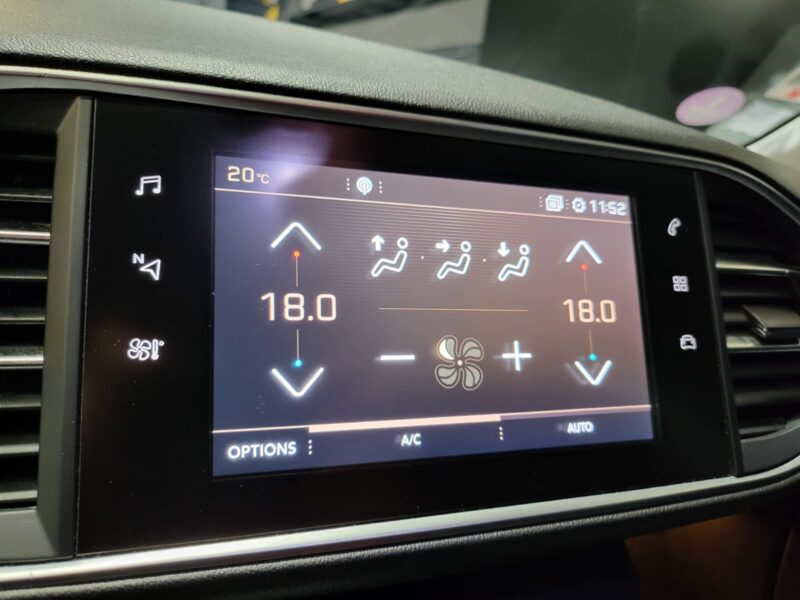 PEUGEOT 308 II 1.2 THP 130cv Allure BVM6 // APPLE CARPLAY/MIRROR LINK/ANDROID AUTO