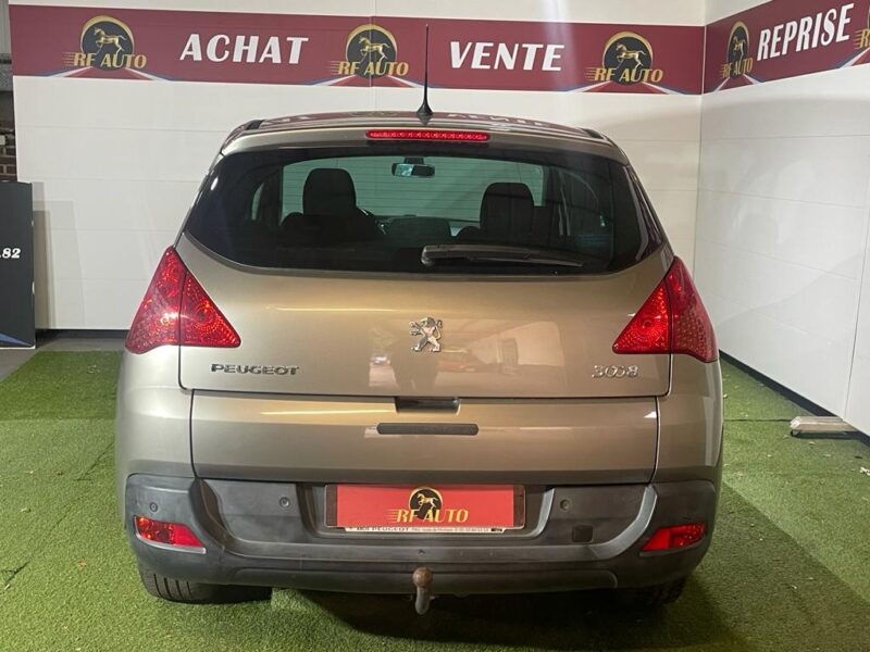 PEUGEOT 3008 Monospace 2011