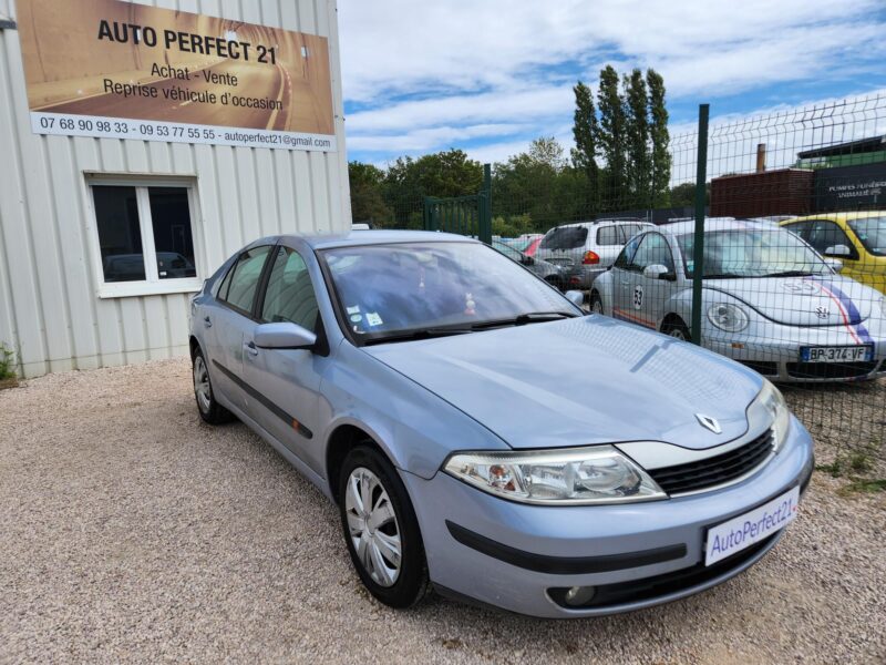 RENAULT LAGUNA II 2002