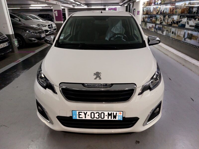 PEUGEOT 108 1.0 VTI 72 STYLE 10000 KM