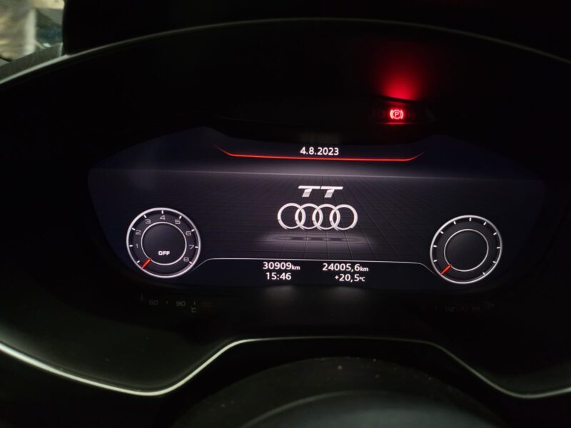 AUDI TT 1.8 TFSI 180cv S-line S Tronic, Siege chauffants , Radar , GPS 