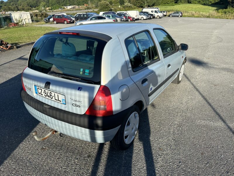 RENAULT CLIO II 2000