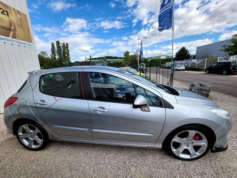 PEUGEOT 308 I 2010