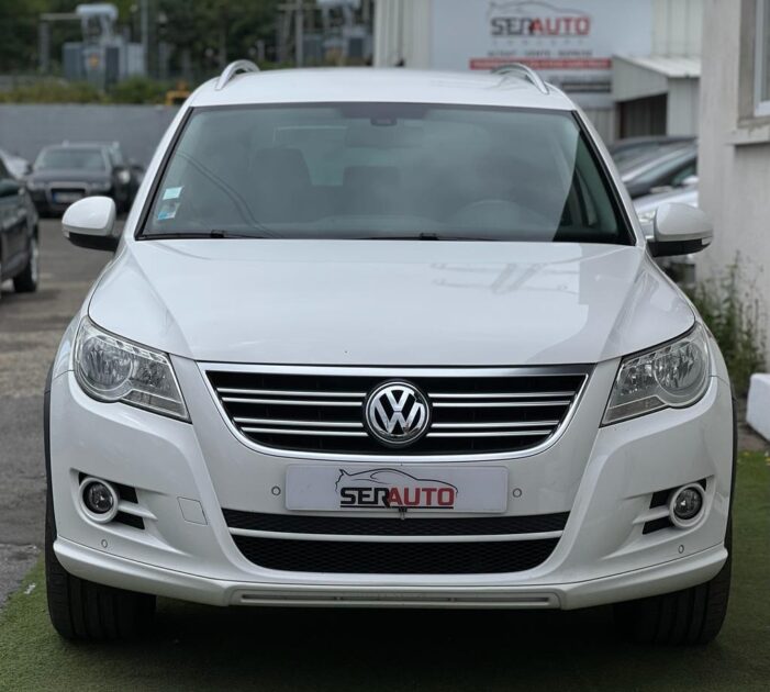 VOLKSWAGEN TIGUAN 2011