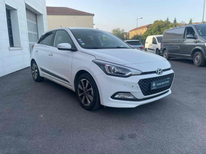 HYUNDAI i20 II 2017