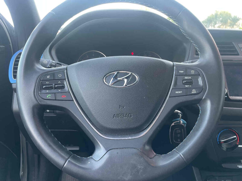 HYUNDAI i20 II 2017