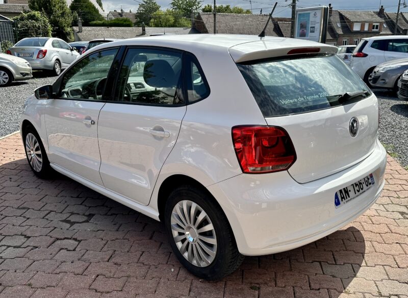 VOLKSWAGEN POLO V 2010