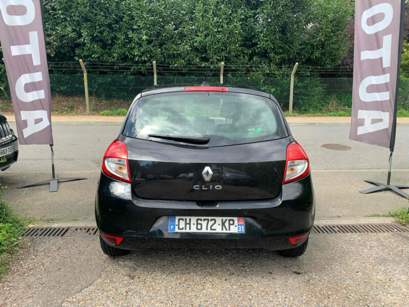 RENAULT CLIO III 1.5DCI 88CV