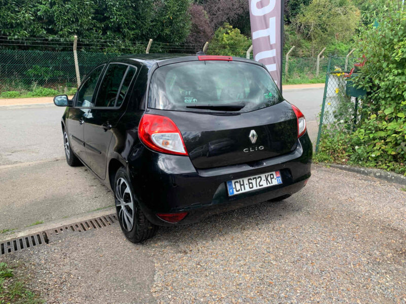 RENAULT CLIO III 1.5DCI 88CV