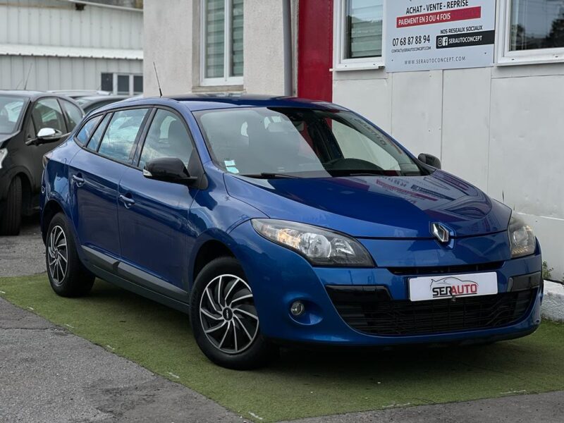 RENAULT MEGANE III ESTATE 2011