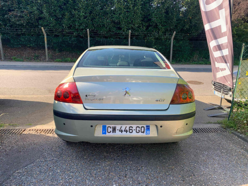 PEUGEOT 407 2.0HDI 136CV