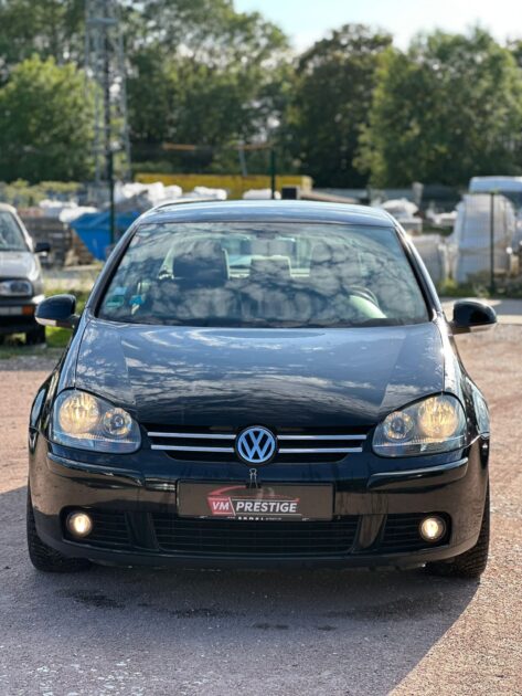 Volkswagen Golf 5 1.6L FSI 115CV / Clim / Carnet d'entretien Complet