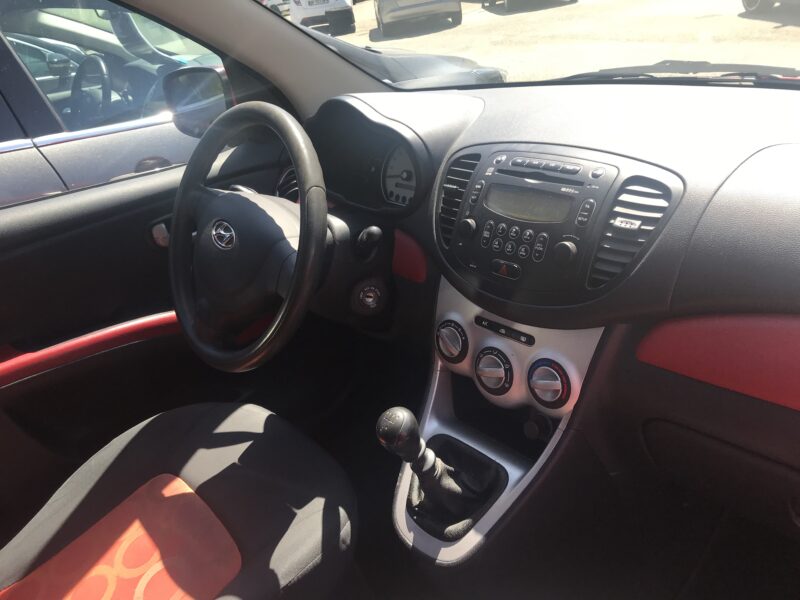 HYUNDAI i10 - 1.1 CRDi 75cv PACK CONFORT - GARANTIE 6 MOIS