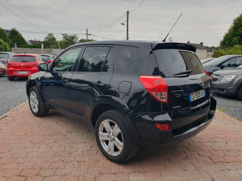 TOYOTA RAV 4 III 2007