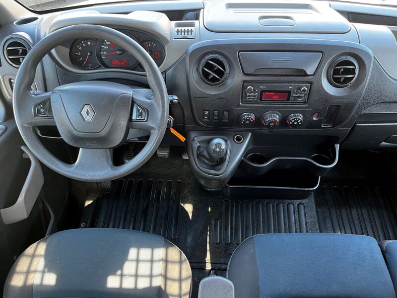 RENAULT MASTER III Camionnette 2016