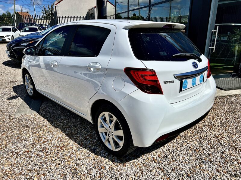 TOYOTA YARIS 2015