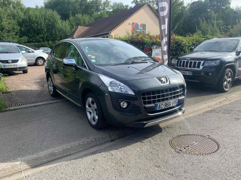 PEUGEOT 3008 1.6HDI 109CV