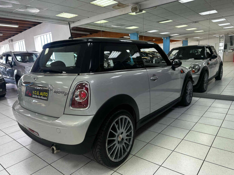 MINI Cooper D 115ch Pack Chili