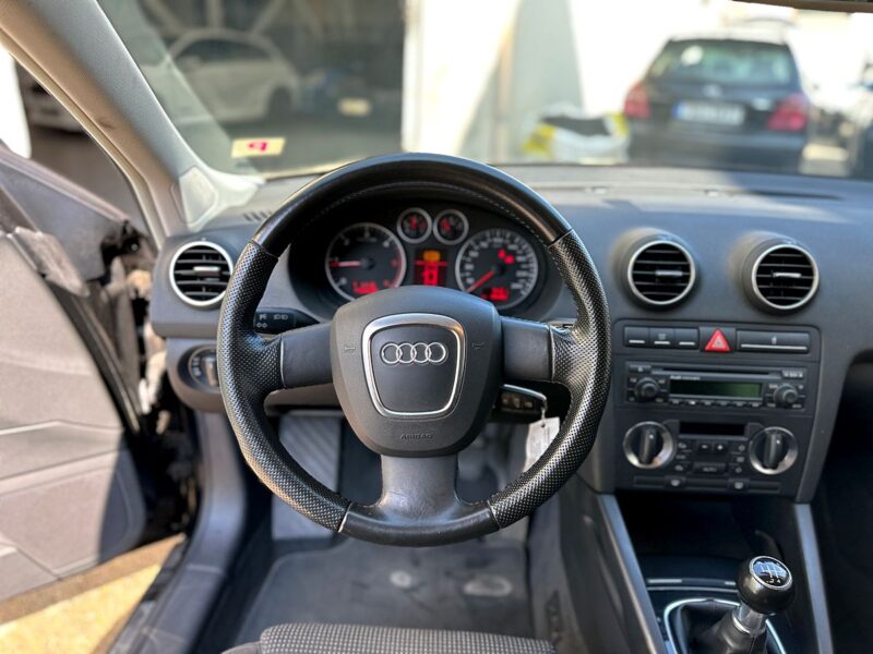 Audi A3 1.9 TDI AMBITION PAYER EN 4 X