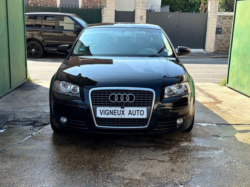 Audi A3 1.9 TDI AMBITION PAYER EN 4 X