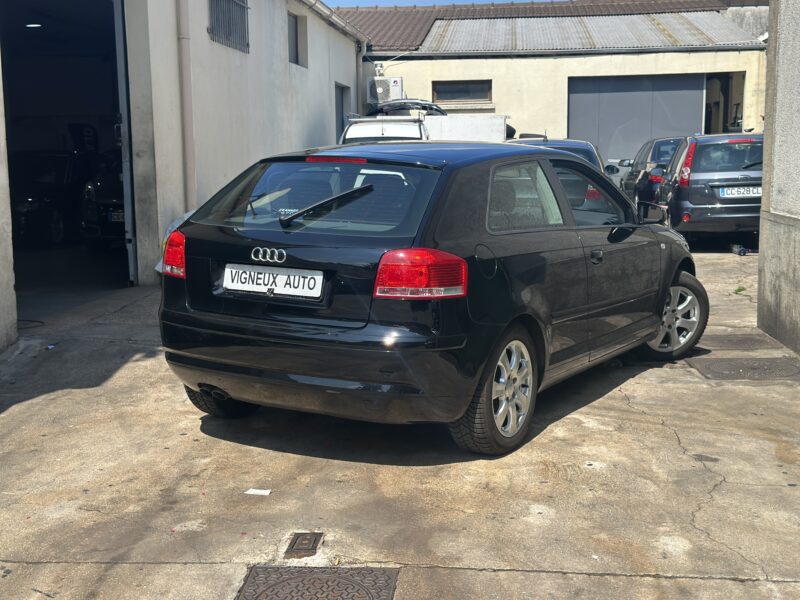 Audi A3 1.9 TDI AMBITION PAYER EN 4 X