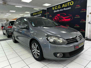 VOLKSWAGEN GOLF VI 2.0 TDi 110 Confortline