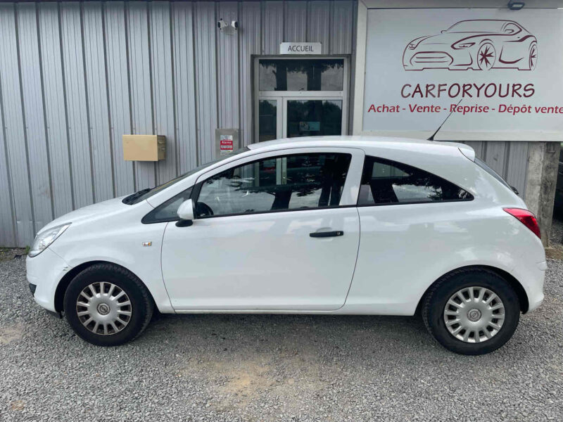 OPEL CORSA D 2009