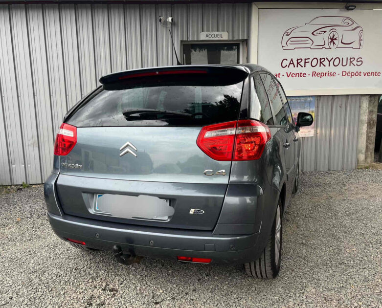 CITROEN C4 PICASSO  DISTRIBUTION FAITE A 162000 KM