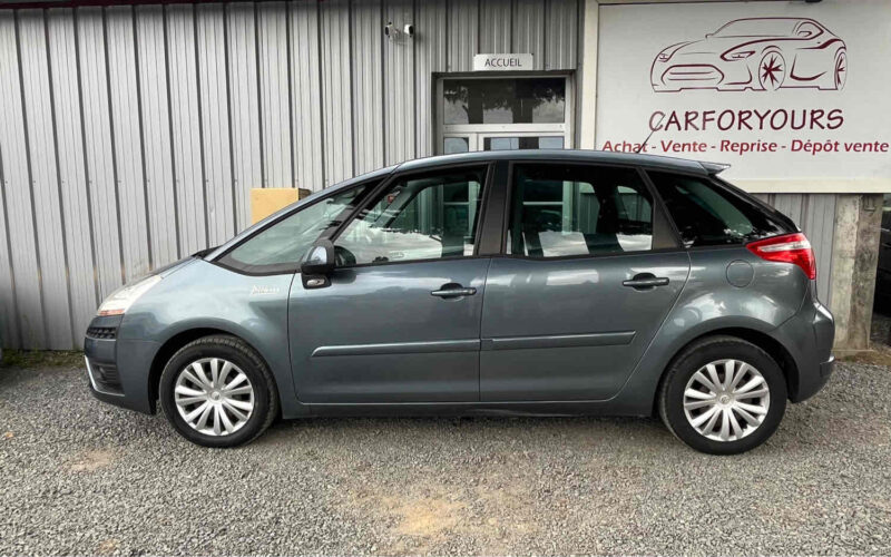 CITROEN C4 PICASSO  DISTRIBUTION FAITE A 162000 KM