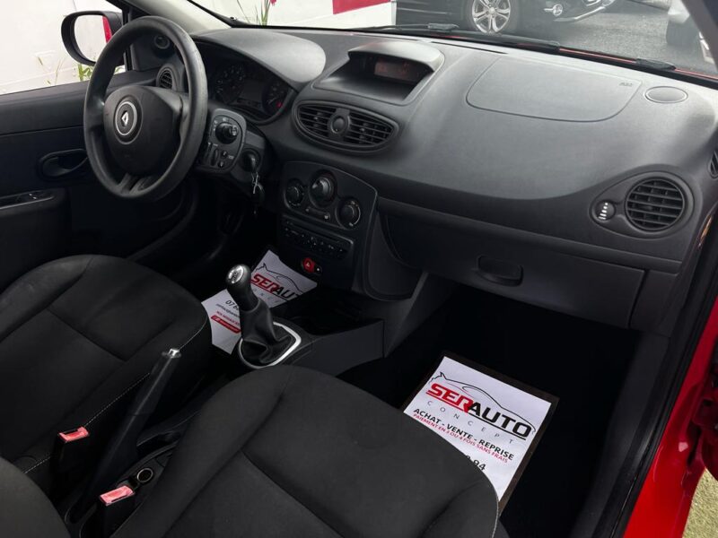 RENAULT CLIO III 2013