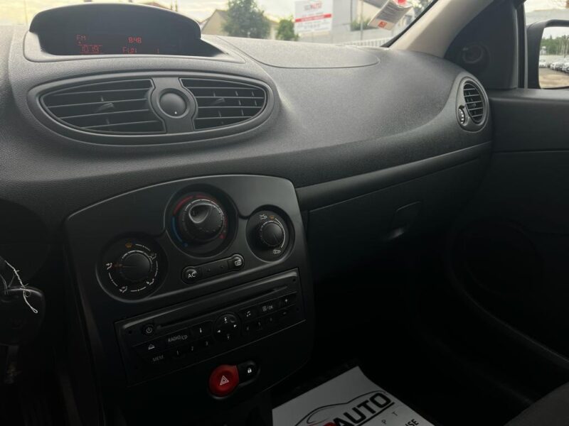 RENAULT CLIO III 2013