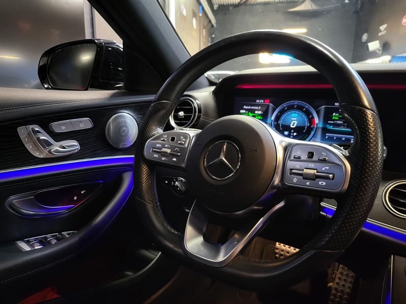 MERCEDES CLASSE E300 de EQ POWER 190+122cv BURMESTER / TOIT OUVRANT / ATTELAGE / CARPLAY / PACK PREM